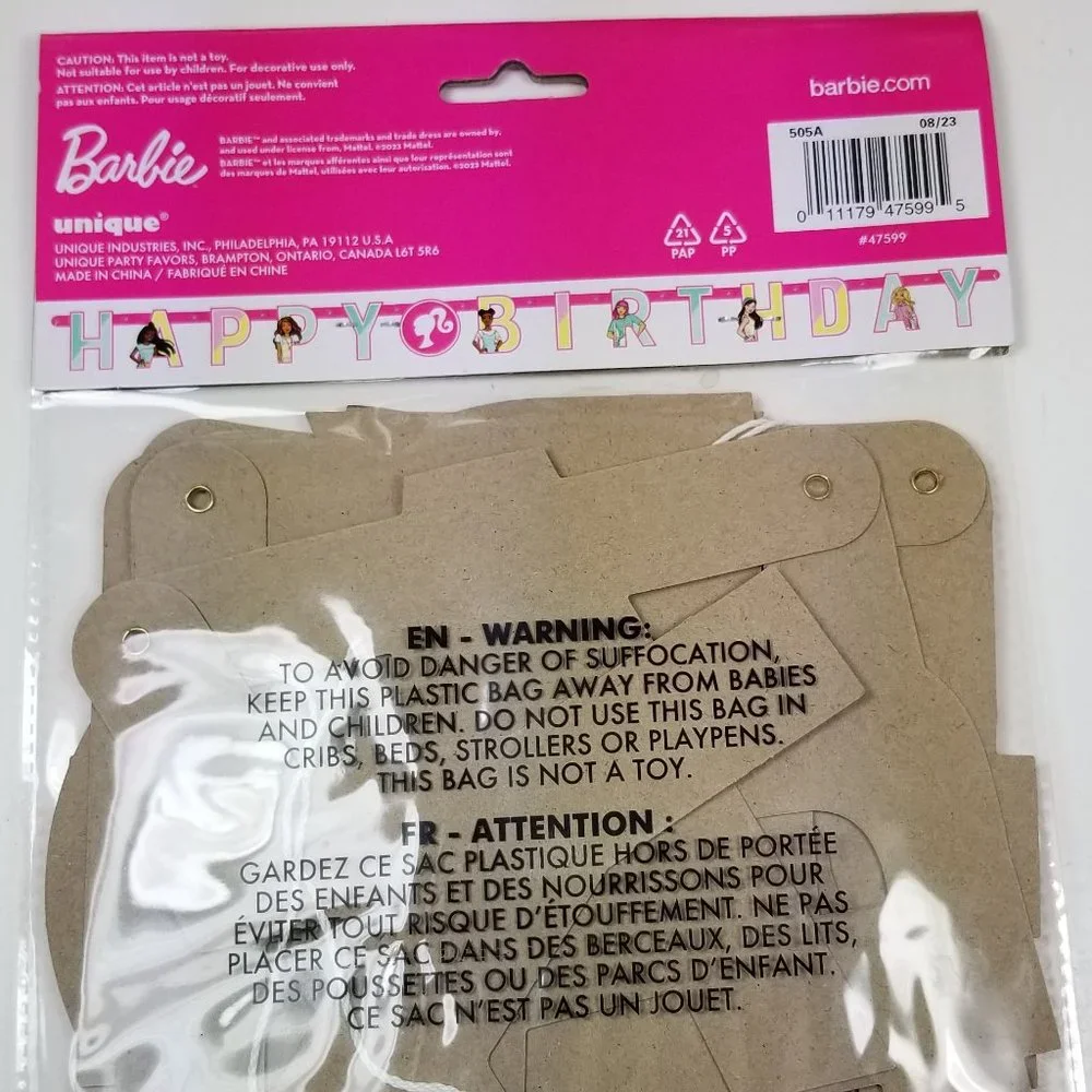 Barbie party set for 16 includes small and large plates, banner and goodie bags